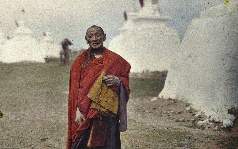 راهب بوذي في بداية القرن العشرين