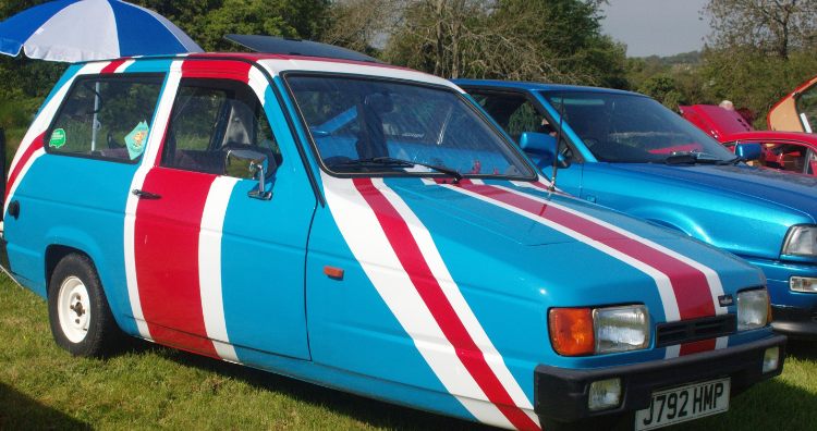 Reliant Robin